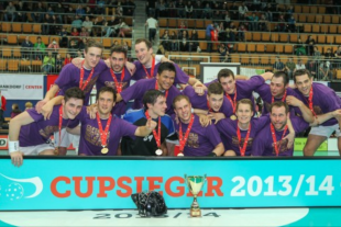 Double für die Herren, Meistertitel verteidigt bei den Damen.